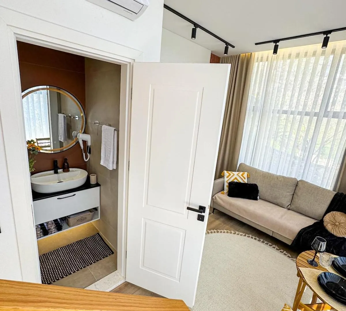 Vila 51 Sunny Deluxe Apartment Sarande 0*,